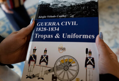 cover-Guerra-Civil-1828-1834-Tropas-&-uniformes